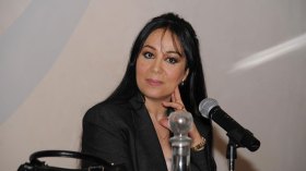 قراء الرواية بالفرنسية أكثر.. ولو توقفت الجوائز لتوقف الكثير عن الكتابة