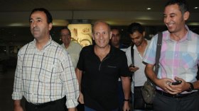 مهزلة في مولودية الجزائر والفريق بمدربين