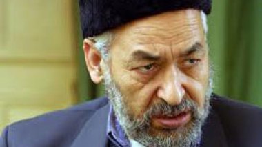 Ghannouchi : « Il y a des parties qui veulent envenimer  le processus démocratique dans le pays »