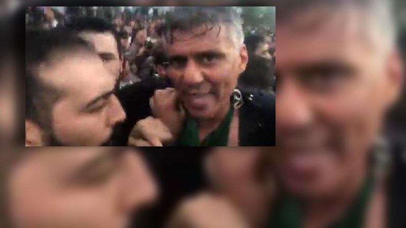 مطاردة نكاز بالبيض والأحذية خلال مسيرة الجمعة بجيجل