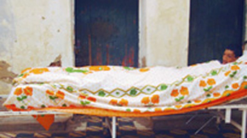 أطول رجل في الجزائر لم يتحرك من فراشه منذ أزيد من عام  وحالته أصبحت في خطر