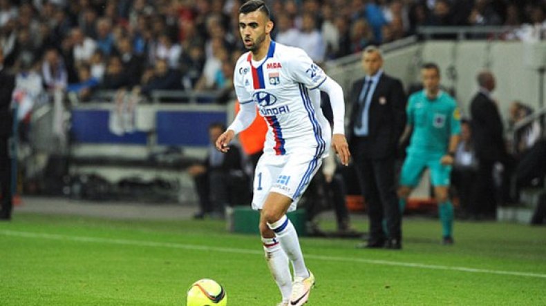 رشيد غزال غاضب من وكلاء أعماله