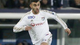 رشيد غزال يتألق مع رديف ليون ويجبر المسيرين على إعادته للفريق الأول