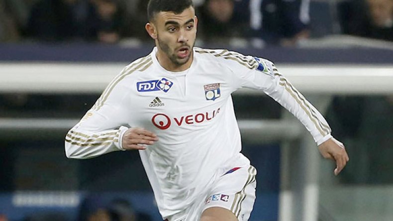 رشيد غزال يتألق مع رديف ليون ويجبر المسيرين على إعادته للفريق الأول