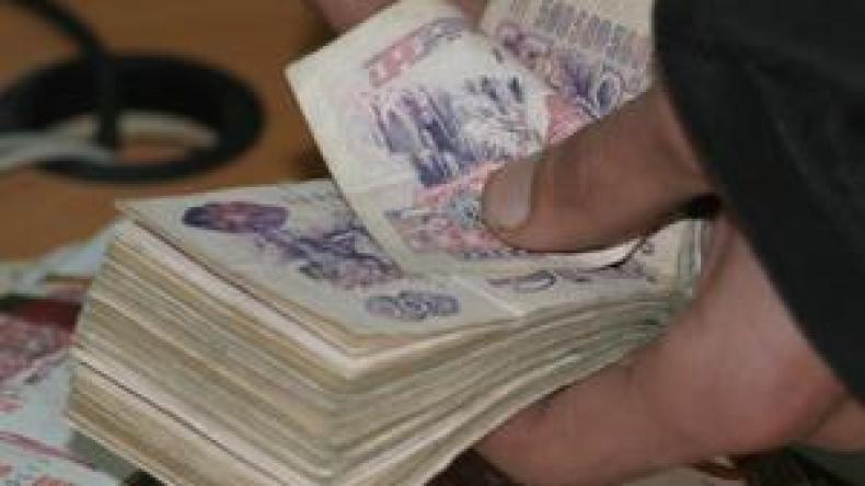 التحقيق  مع  المستشار  المتورط  في  الرشوة  يجر  رؤوسا  كبيرة  ببراقي