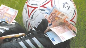 بيع و شراء المباريات يفرض منطقه.. الجميع يندد والجميع “يبزنس”