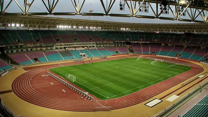 نقل مباراة الجزائر و تونس إلى ملعب رادس