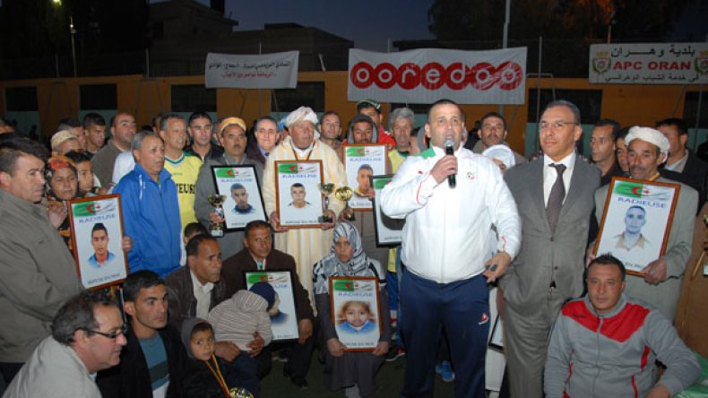 بلومي، كويسي ومغارية ينصّبون خالف كأحسن مدرب وطني