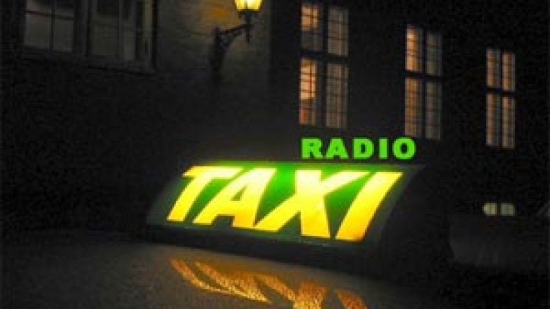 مسير “راديو طاكسي” حوّل للخارج أكثر من 5 ملايير سنتيم