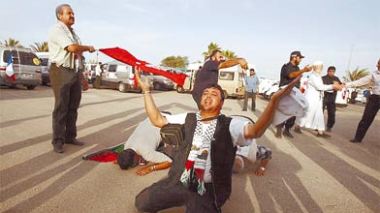 “Charayâne al-hayet 5” entre à Gaza : présence algérienne forte, et facilitations égyptiennes inattendues