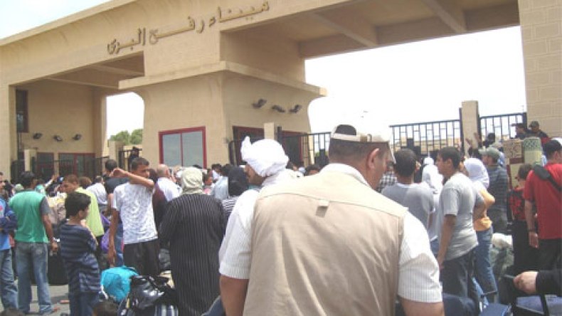 مصر تغلق معبر رفح البري الحدودي مع غزة