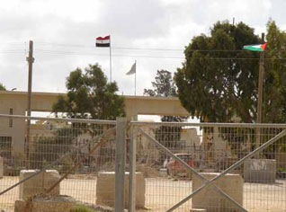 Algerian families blocked at Rafah