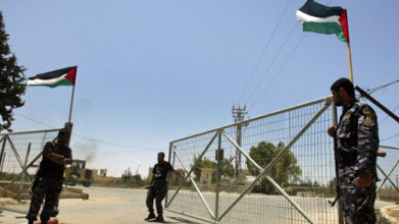 جزائري تسلل عبر معبر رفح والتقى قيادات في حركة حماس