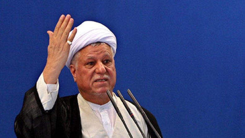 رفسنجاني: الدول العربية تلعب بالنار بغاراتها العمياء على اليمن