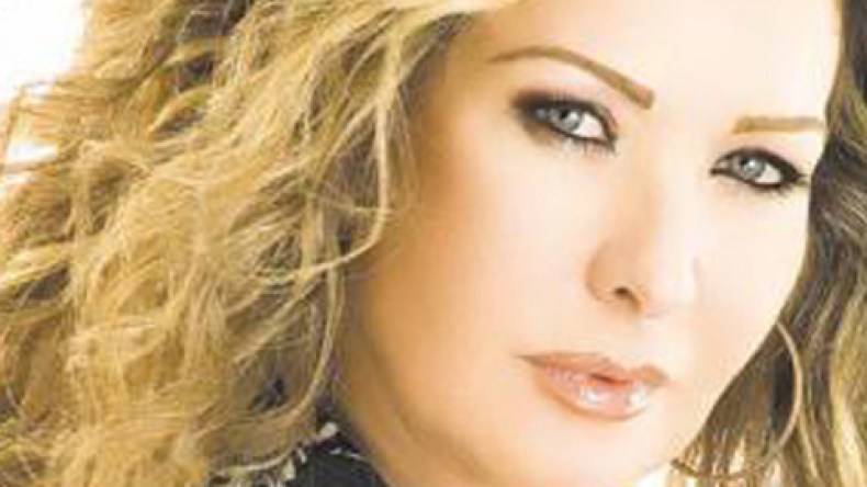 رغدة‭: ‬أنا‭ ‬مع‭ ‬بشار‭ ‬للأبد‭.. ‬وهذا‭ ‬الشبل‭ ‬من‭ ‬ذاك‭ ‬الأسد‭ ‬الذي‭ ‬صنع‭ ‬للسوريين‭ ‬كرامة‭!‬