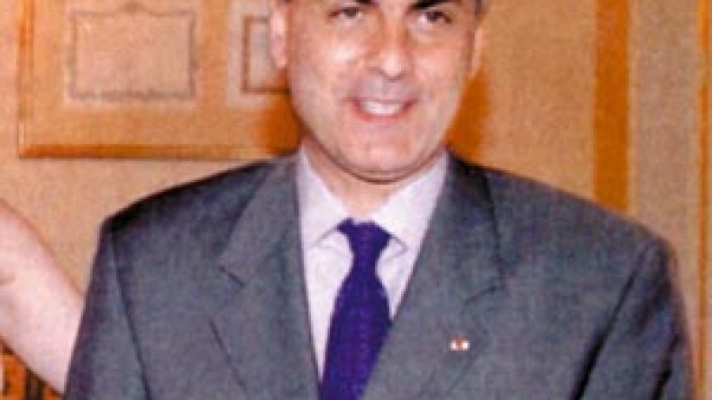 الجزائر تصدر مذكرة توقيف دولية ضد الإعلامي اللبناني راغد الشماع