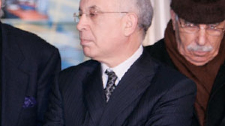 ‮الوزير‭ ‬السابق‭ ‬عبد‭ ‬العزيز‭ ‬رحابي‭ ‬لـ‮”‬الشروق‮”‬‭:”‬التنمية‭ ‬الاقتصادية‭ ‬الحقيقية‭ ‬تحتاج‭ ‬إلى‭ ‬ديمقراطية‭ ‬حقيقية‮”‬