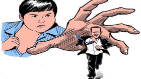 الشياطين‮ ‬تتربص‮ ‬بي‮ ‬في‮ ‬كل‮ ‬مكان‮ ‬وتحثني‮ ‬على‮ ‬العصيان‮   ‬