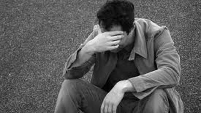 ‭‬داعبت‮ ‬الملايير‮ ‬بأصابعي‮ ‬ولا‮ ‬أزال‮ ‬فقيرا‮ !!‬