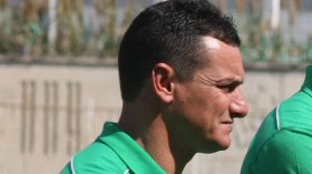 اعتداء سافر على المدرب رحموني.. ومطالبته بمغادرة الفريق