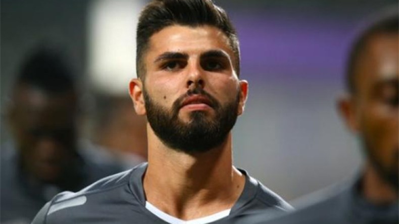 لاعب فالنسيان الفرنسي يغازل “الخضر”