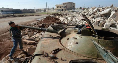 Nouveaux attentats en Syrie, l'aviation intensifie ses raids