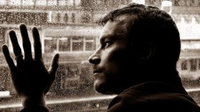 هل ستتفهمني حينما تعلم حقيقتي أم أنني سأخسرها؟