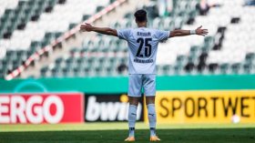 بن سبعيني يُسجّل ويتأهّل