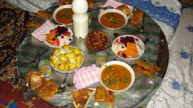 الشربة والشخشوخة.. أكلات جزائرية تغزو رمضان الفلسطينيين