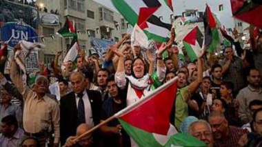 Ramallah : la foule acclame le vote sur la Palestine à l’ONU