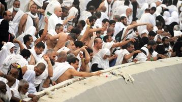 عندما “يرجمنا الشيطان” في منى؟