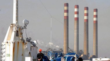 Sanctions pétrolières: l'Iran met en garde les pays du Golfe