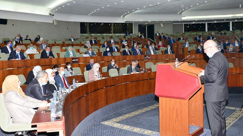 لهذه الأسباب استعجلت الحكومة قانون المالية التكميلي