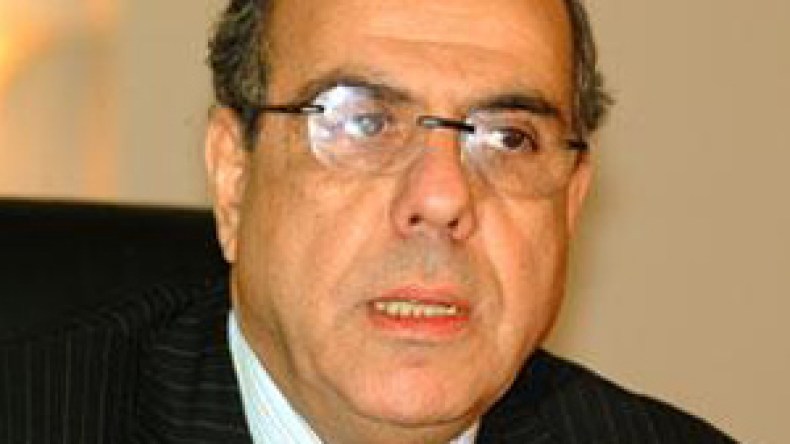 روراوة يضغط لرفع عقوبة زياني، غزال وبلحاج