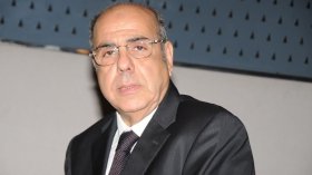 Raouraoua approuve le bilan de Zetchi