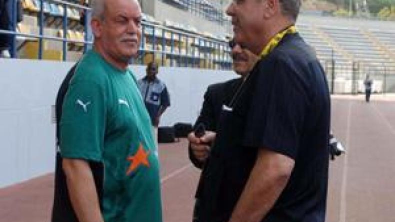 راوراوة يحث سعدان على البحث عن لاعبين جدد