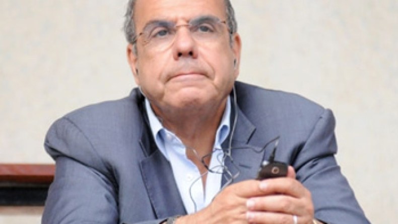 روراوة‭ ‬يرخص‭ ‬للبالغين‭ ‬أكثر‭ ‬من‭ ‬32‮ ‬سنة‭ ‬بمواصلة‮ ‬اللعب