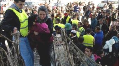 Algerians back from Libya aboard Tassili II praise State's interest in community living abroad