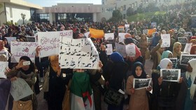 المسيرات تتواصل في الجامعات وتمتد إلى الثانويات