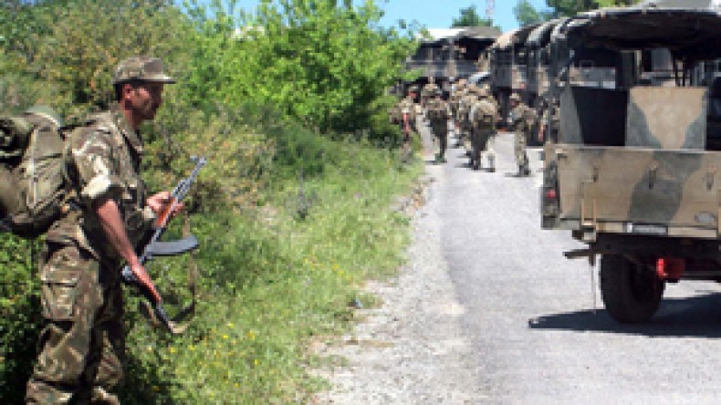 القضاء على 5 إرهابيين وتوقيف اثنين