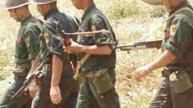 Algeria / ANP forces subject terrorist hide-outs in Jijel Mountains to heavy pounding.