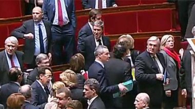 France: les ministres quittent l'Assemblée après une référence au nazisme