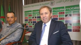 راييفاتس واثق من اجتياز عقبة الكاميرون