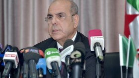 روراوة يهدد بنقل مباراة مالاوي إلى قسنطينة