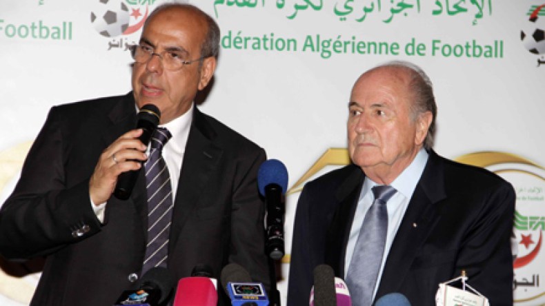 جوزيف بلاتير: الاحتراف في شمال افريقيا يسير في الطريق الصحيح