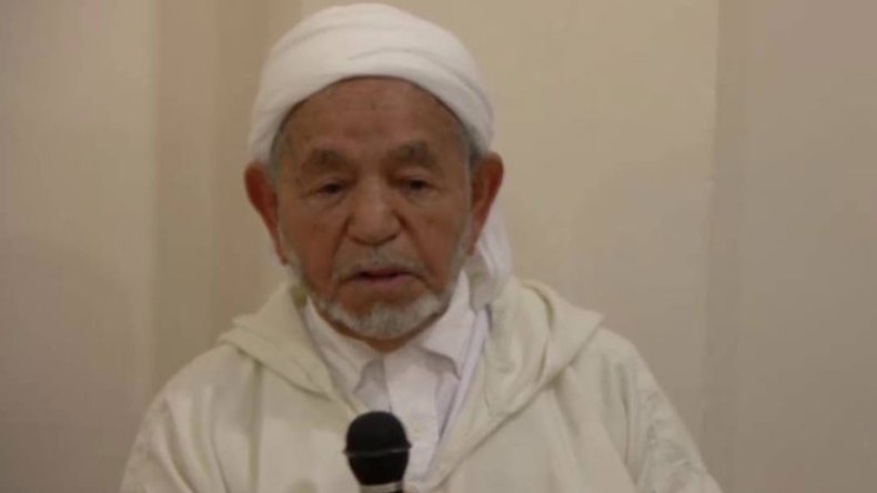 العلامة لخضر الزاوي يحذر من بقاء الدولة بدون رئيس