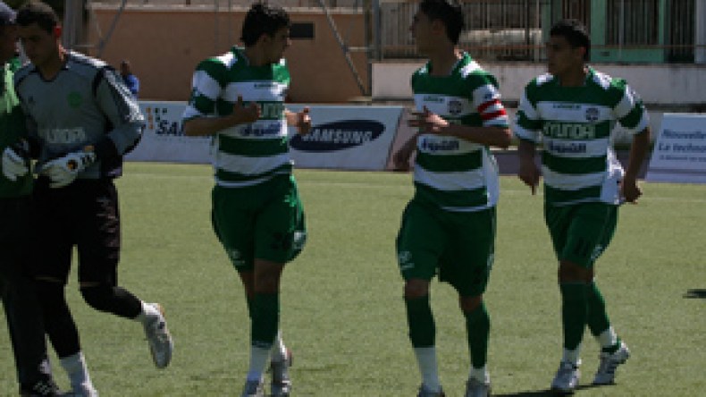 القبة تريد باجي، دريوش، مومن، عباس، بلاط وغانم