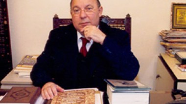 Les Algériens remettent en question la transparence des élections du Conseil du Culte Musulman en France.