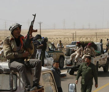 Libye : les rebelles reculent