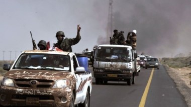 Libye: les rebelles avancent en direction de Syrte